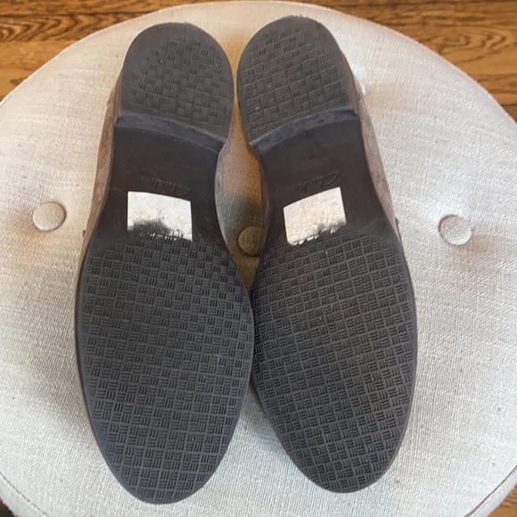 Clarks Ultimate Comfort Collection Gold Shimmer Penny Loafers Women's 8M - Picture 11 of 15